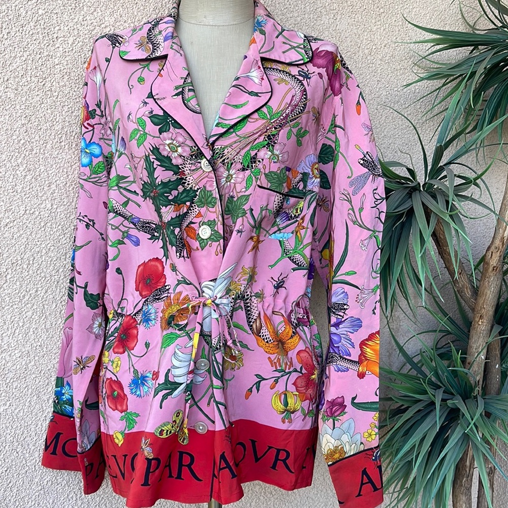 Woman’s top